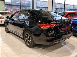 نیسان سێنترا